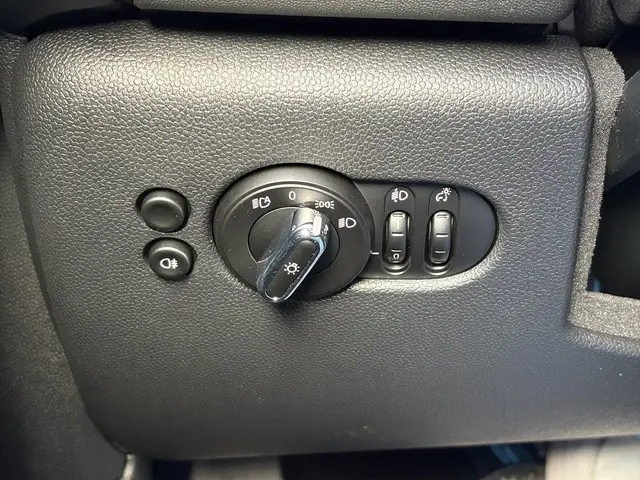 MINI Cooper Mini 2.0 John Works Essential 2022 Benzine 24