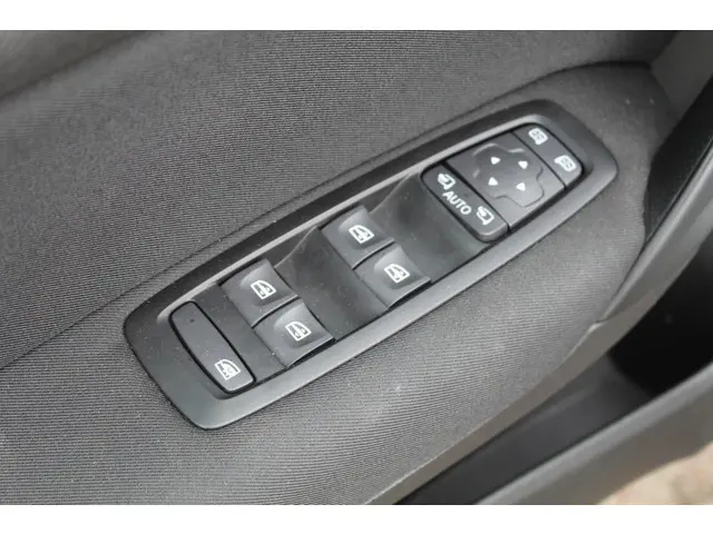 Renault Mégane Estate 1.2 TCe//Navi//Cruise!! 2017 Benzine 6