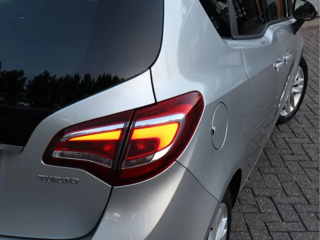 Opel Meriva 1.4 Turbo Design Edition 120PK 2016 Benzine 7