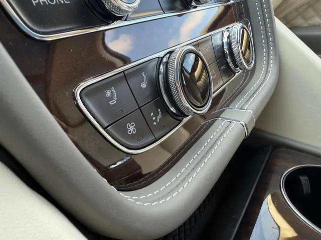 Bentley Bentayga 4.0 V8 2021 Benzine 16