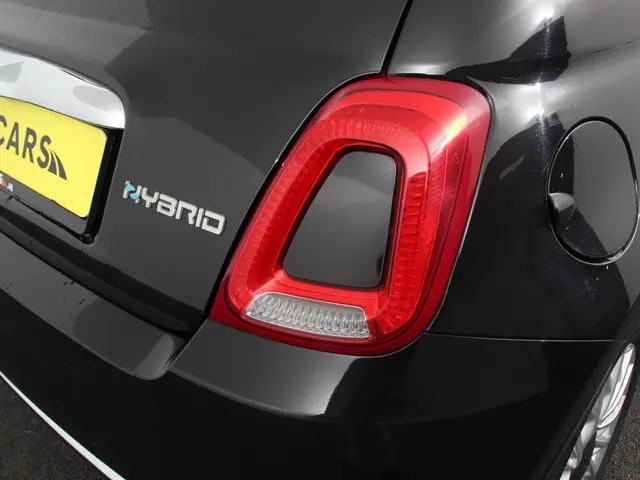 Fiat 500 1.0 Hybrid Dolcevita Finale 2024 Benzine 29