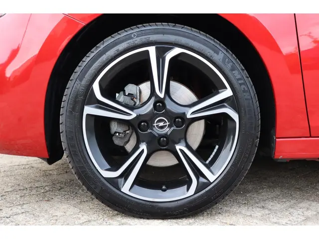 Opel Corsa 1.2 GS Line Automaat Stoel verw. 2021 Benzine 8