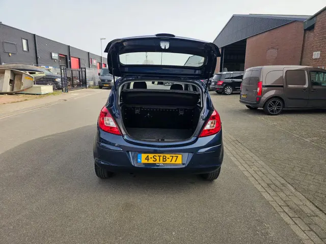 Opel Corsa 1.2-16V Berlin Airco, Cruise, NAP 2013 Benzine 25
