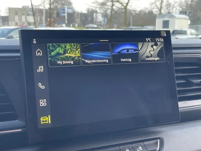 Renault Master T35 2.0 dCi 130 L2H2 Advance 2024 Diesel 28