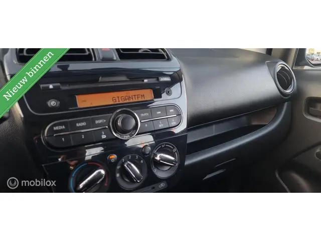 Mitsubishi Space Star 1.0 Libelle Edition 2020 Benzine 29