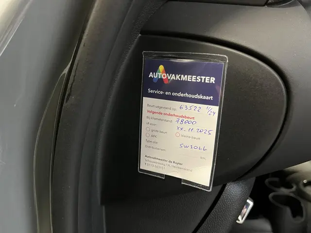 MINI Cooper 1.5 Business Edition 2021 Benzine 11