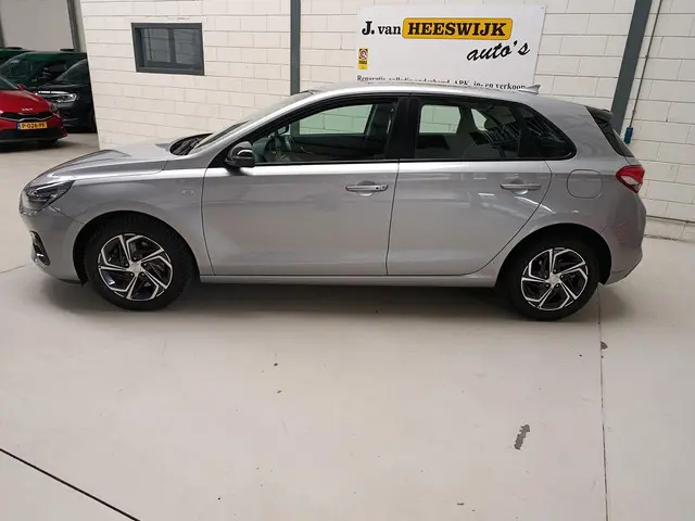 Hyundai i30 1.0 T-GDi MHEV Comfort Smart 2021 Benzine 4
