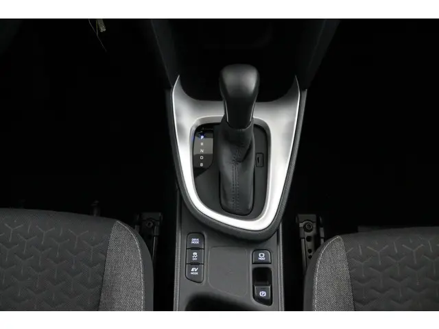 Toyota Yaris Cross 1.5 Hybrid 2023 Hybride Benzine 27