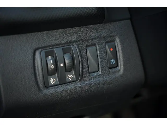 Renault Clio 0.9 TCe Intens 2019 Benzine 23