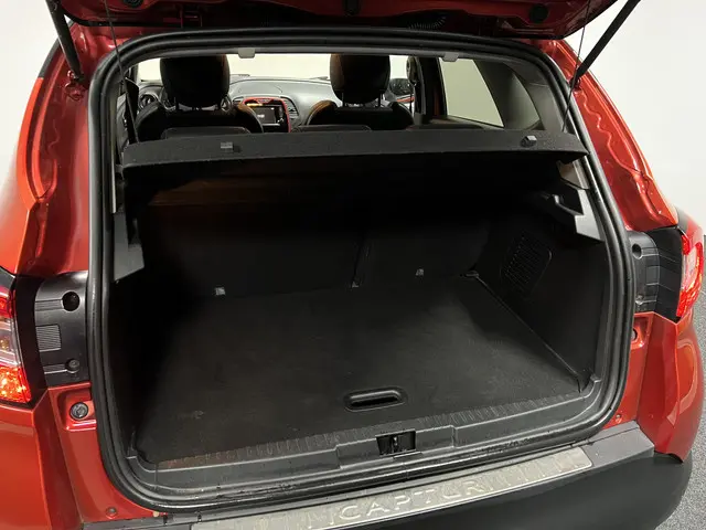 Renault Captur 1.2 TCe Helly Hansen 2015 Benzine 13