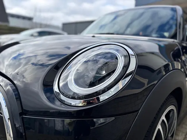 MINI Cooper Mini 1.5 Classic 2023 Benzine 10
