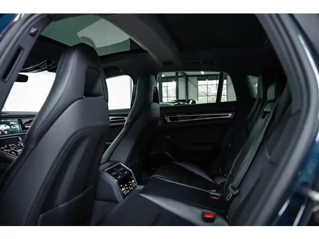 Porsche Panamera Sport Turismo 2.9 4S 2018 Benzine 41