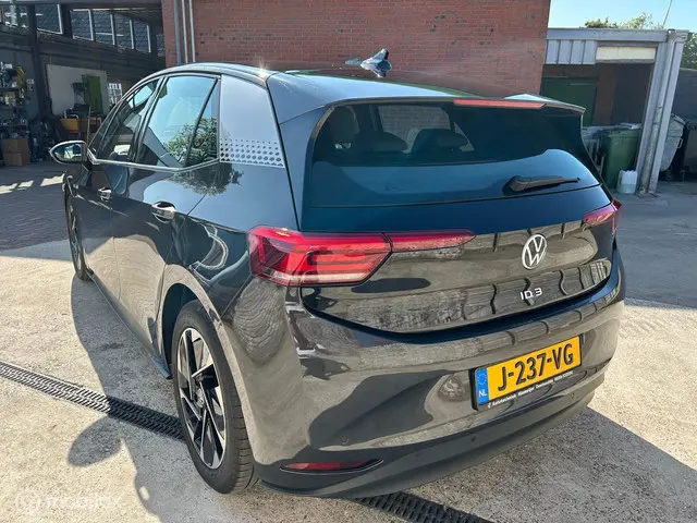 Volkswagen ID.3 First Plus 58 kWh 2020 Elektrisch 16
