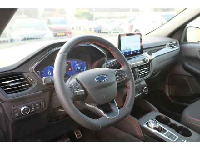 Ford Kuga 2.5 PHEV ST-Line 2020 Hybride Benzine 10