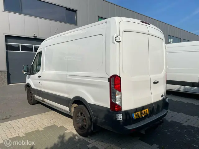 Ford Transit 310 2.0 TDCI L2H2 Ambiente 2016 Diesel 4
