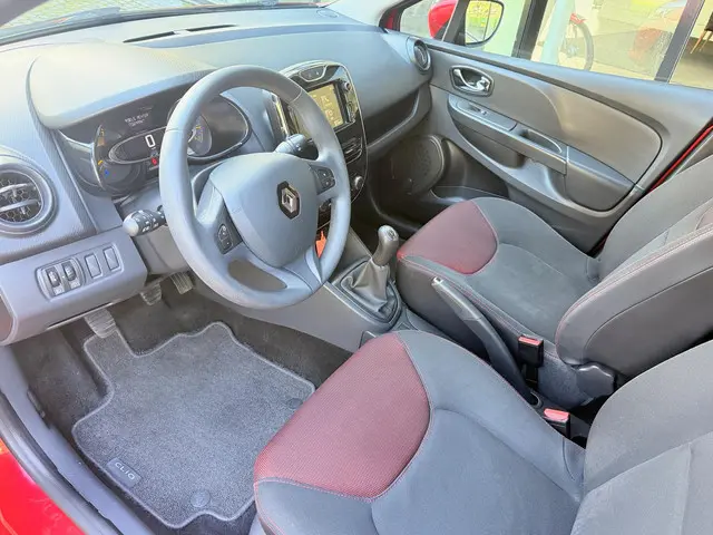 Renault Clio 1.2 16V 2013 Benzine 4