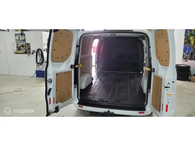 Ford Transit Custom 300 2.0 TDCI L2 2019 Diesel 7