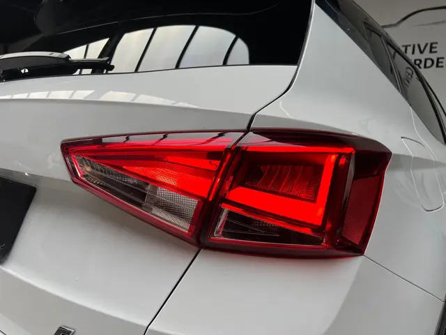 SEAT Arona 1.0 TSI DSG FR LED KEYLESS PDC 2019 Benzine 23