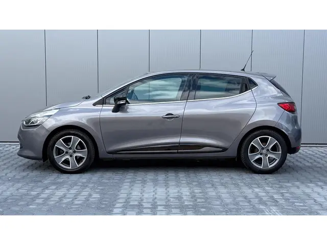 Renault Clio 0.9 TCe ECO Night&Day 2015 Benzine 9