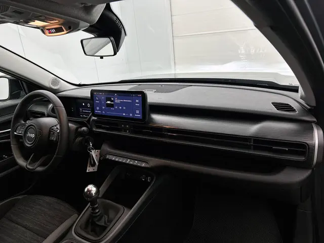 Jeep Avenger 1.2 Longitude 2024 Benzine 19