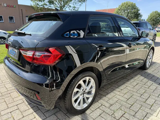 Audi A1 Sportback 30 TFSI SPORT 2023 Benzine 10