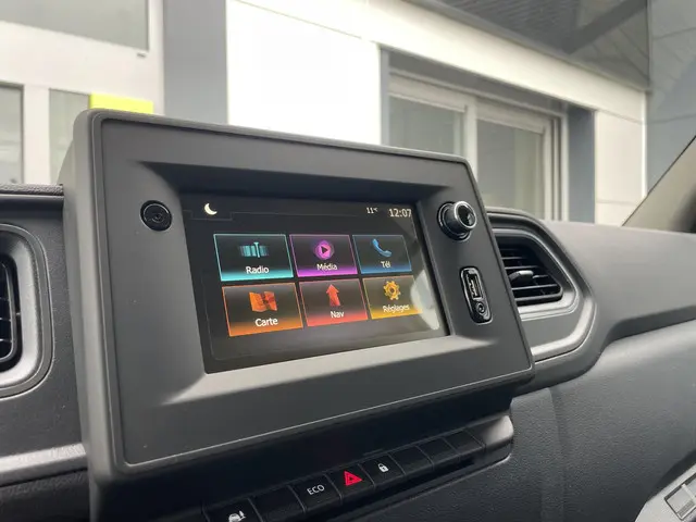 Nissan Interstar 2.3 dCi L2H2 N-Connecta 2024 Diesel 25