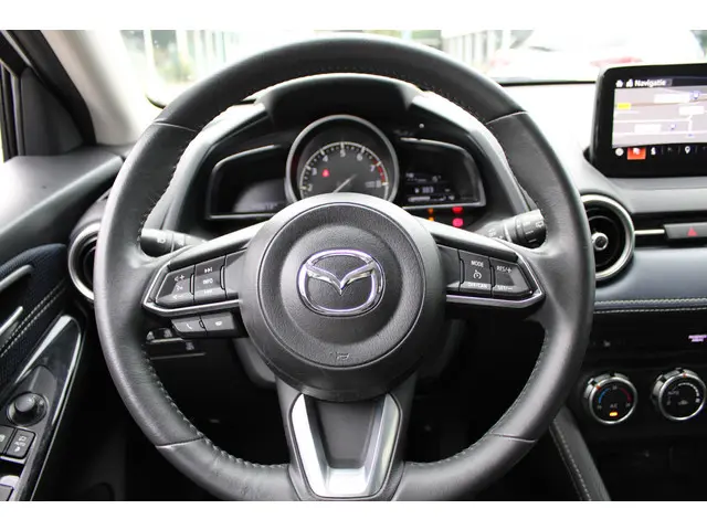 Mazda 2 1.5 Skyactiv-G Luxury 2020 Benzine 17