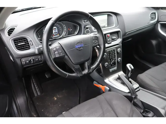 Volvo V40 1.6 T2 Kinetic 2015 Benzine 6