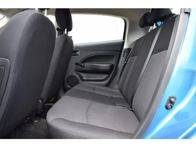 Mitsubishi Space Star 1.0 5Drs Cool+ 2017 Benzine 8