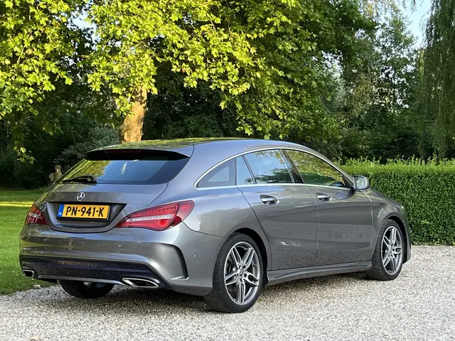 Mercedes-Benz CLA 180 AMG Line 2017 Benzine 20