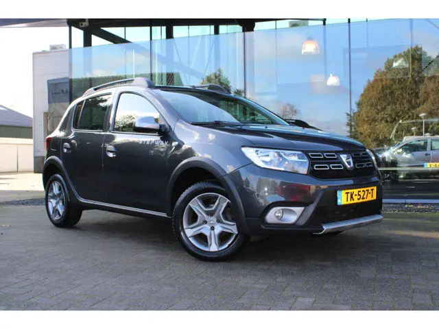 Dacia Sandero Stepway 0.9 TCe Laureate 2017 Benzine 9