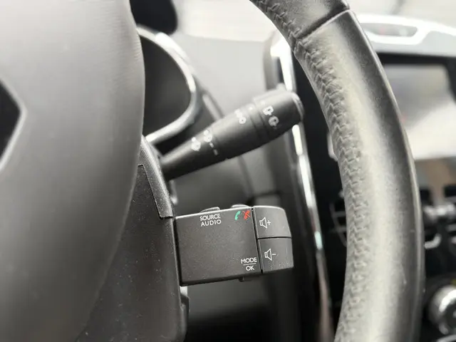 Renault Clio 0.9 TCe Expression 2013 Benzine 33