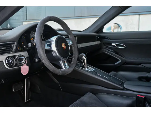 Porsche 911 991 MK1 GT3 2015 Benzine 20