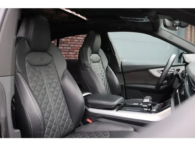 Audi Q8 50 TDI quattro S-Line | 2019 Hybride Diesel 6