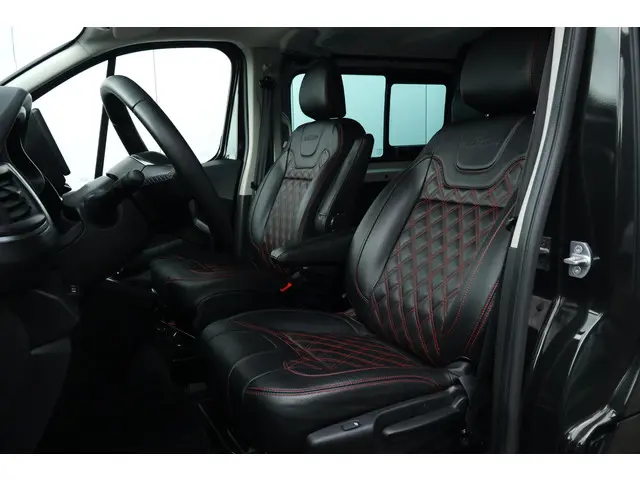 Renault Trafic 2.0 dCi 170 T29 L2H1 DC Luxe 2023 Diesel 9