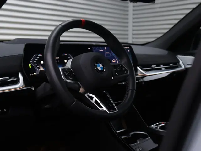 BMW X2 M35i xDrive 2025 Benzine 14