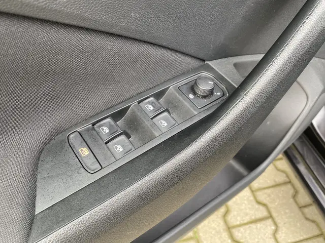 Škoda Scala 1.0 TSI Online Edition 2022 Benzine 16