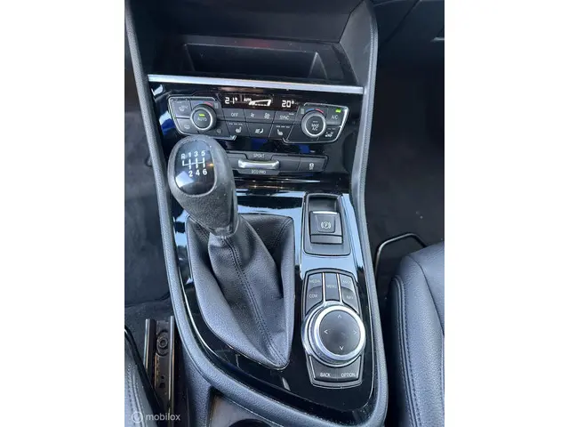 BMW 2 Serie Active Tourer 216i Executive 2019 Benzine 17