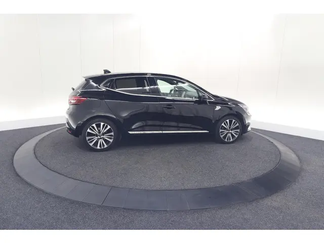 Renault Clio TCe 130 EDC Initiale Paris 2020 Benzine 9