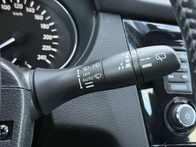 Nissan QASHQAI 1.2 Business Edition 2016 Benzine 18