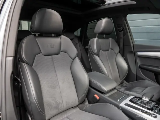 Audi Q5 Sportback 55 TFSI e S-Line 2022 Hybride Benzine 21