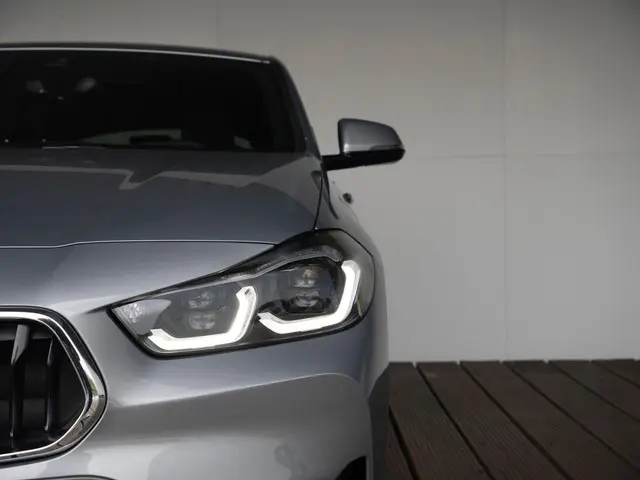 BMW X2 xDrive25e 2022 Hybride Benzine 20