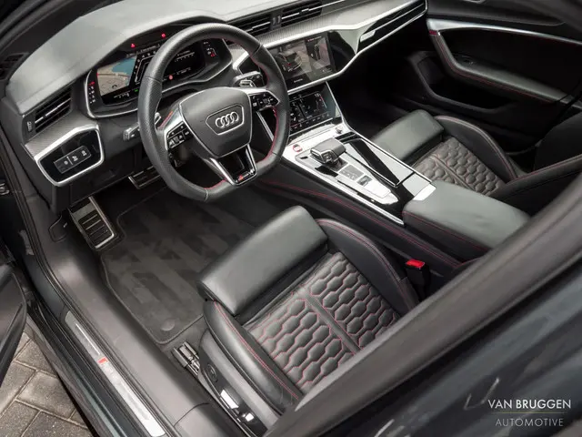 Audi RS6 4.0 TFSI Quattro 2021 Benzine 14