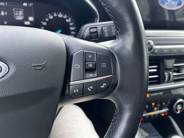 Ford Focus 1.5 EcoBoost Titanium Business 2020 Benzine 11