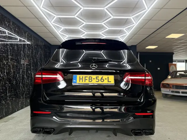 Mercedes-Benz GLC Coupé AMG 63 S 4MATIC+ 2018 Benzine 6