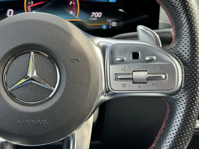 Mercedes-Benz GLA AMG 35 4MATIC 2021 Benzine 20