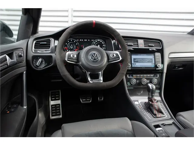 Volkswagen Golf 2.0 TSI GTI 2013 Benzine 9
