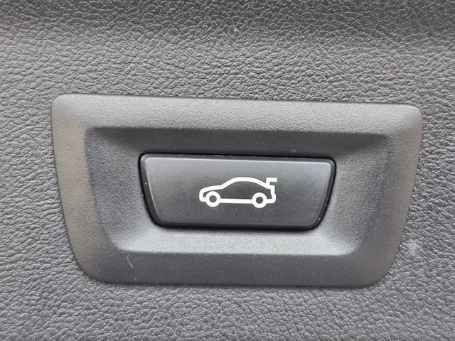 BMW X3 xDrive30e LCI 2022 Hybride Benzine 25