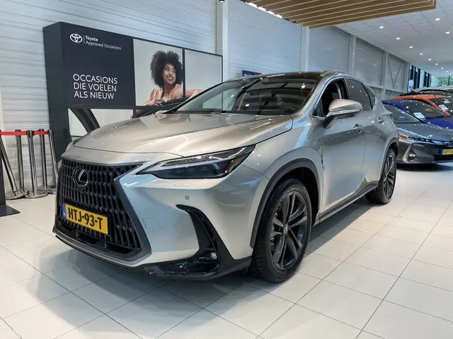 Lexus NX 450h+ AWD Executive Line 2025 Hybride Benzine
