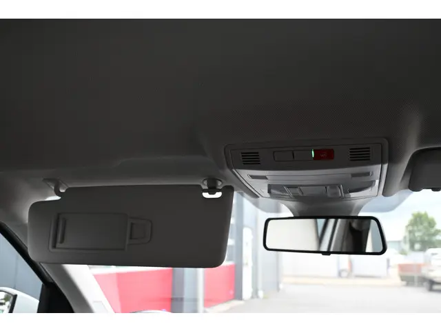 Volkswagen T-Cross 1.0 TSI Life 2022 Benzine 27